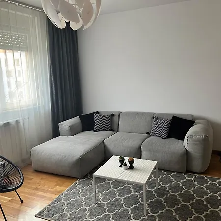 Center Apartment Novi Sad